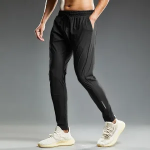 ​ 395 / 5 000 Результаты перевода Перевод pantaloni della tuta da uomo, pantaloni da jogging da uomo, pantaloni da jogging da uomo, pantaloni da allenamento, pantaloni da allenamento, pantaloni da palestra, pantaloni da corsa