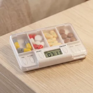 pill box with timer, pill box with alarm, pill dispenser with timer, medication box with timer