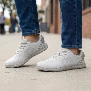 Scarpe casual minimaliste con punta ampia e sneakers in mesh traspirante